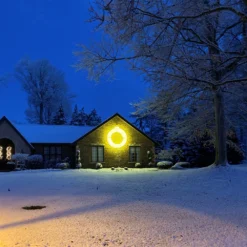 Northlight 11.8-ft LED Lighted Christmas Ring Display Decoration