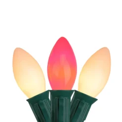 Northlight 24-ft Opaque Red And White C9 Christmas Lights - 25-Light