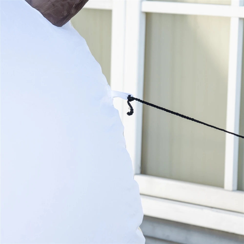 Outsunny 8-ft Christmas Inflatable Snowman With LED 5 Outsunny 8-ft Christmas Inflatable Snowman With LED - Image 5